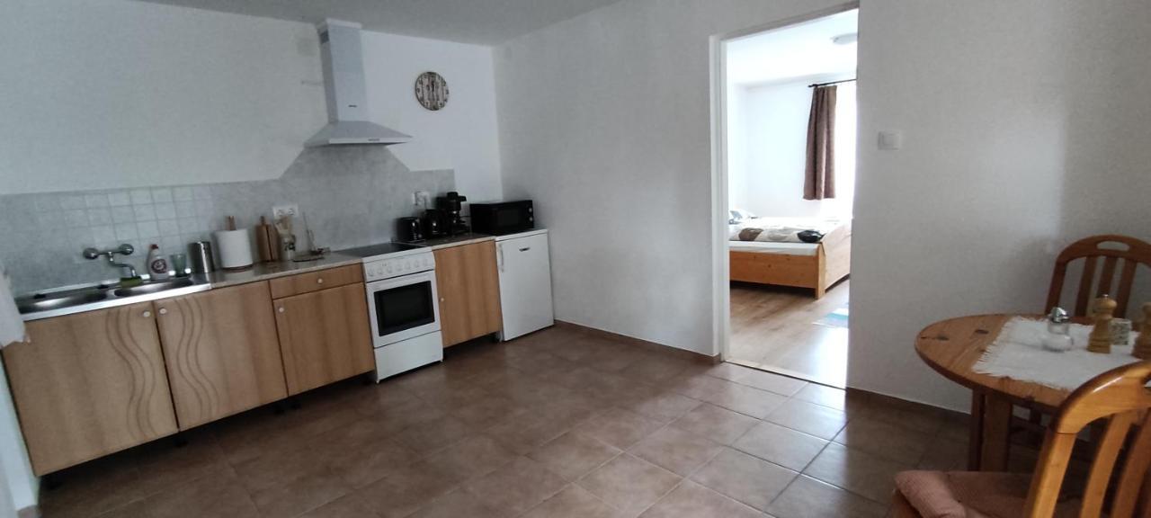 Andrea Vendeghaz Villa Egerszolat Buitenkant foto