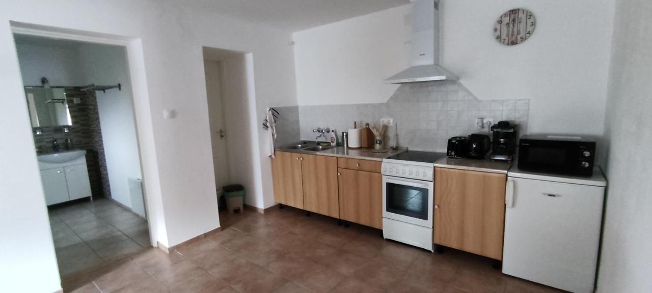 Andrea Vendeghaz Villa Egerszolat Buitenkant foto