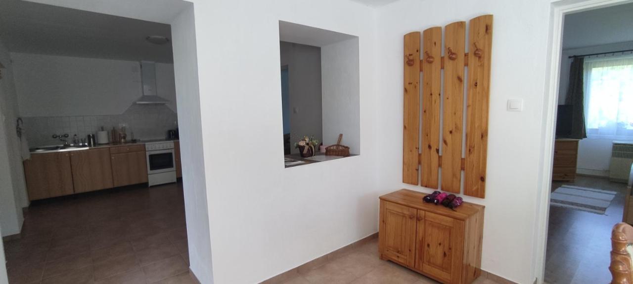 Andrea Vendeghaz Villa Egerszolat Buitenkant foto